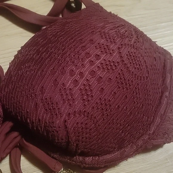 Bikini and matching shorts bundle - Picture 2 of 9